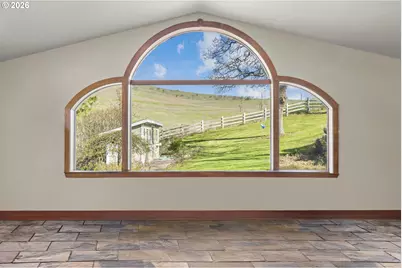 3465 Three Mile Rd, The Dalles, OR 97058 - Photo 6