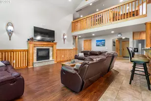 68182 E Twinberry Loop, Welches, OR 97067 - Photo 12