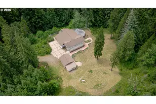 2690 Bear Creek Rd, Cottage Grove, OR 97424 - Photo 2