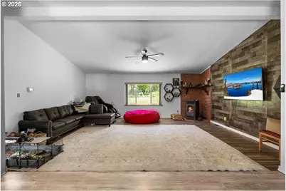 2447 Stringer Gap Rd, Grants Pass, OR 97527 - Photo 10