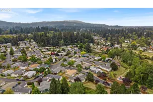 4614 SE 134th Dr, Portland, OR 97236 - Photo 8