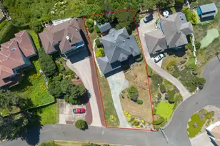 557 NW 54th St, Newport, OR 97365 - Photo 4