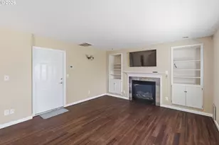196 Nadine Ln, Central Point, OR 97502 - Photo 10