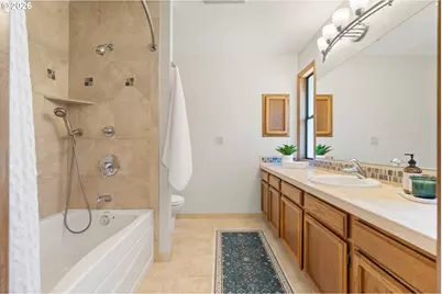 6010 SW Texas Ct, Portland, OR 97219 - Photo 24