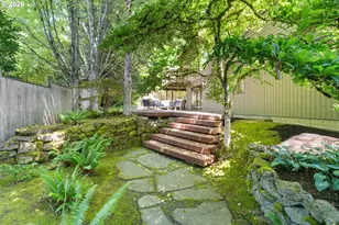 6010 SW Texas Ct, Portland, OR 97219 - Photo 36