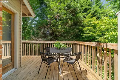 6010 SW Texas Ct, Portland, OR 97219 - Photo 32