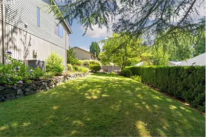 6010 SW Texas Ct, Portland, OR 97219 - Photo 40