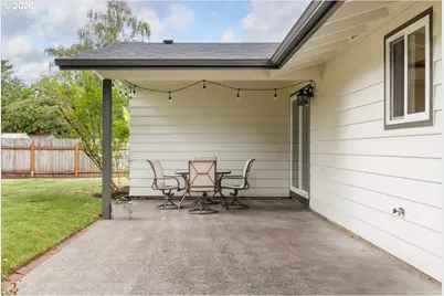 13260 SW Evergreen St, Beaverton, OR 97005 - Photo 24