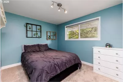13260 SW Evergreen St, Beaverton, OR 97005 - Photo 18