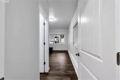 8451 SE Bush St, Portland, OR 97266 - Photo 22