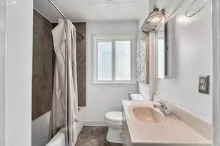 8451 SE Bush St, Portland, OR 97266 - Photo 14