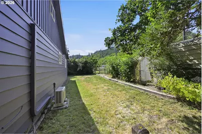 92278 Carson St, Marcola, OR 97454 - Photo 24