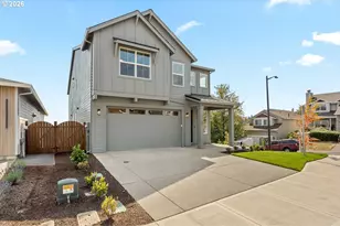 12182 SW Turnagain Dr, Tigard, OR 97224 - Photo 2