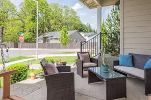 1204 S 28th Terrace, Cornelius, OR 97113 - Photo 4