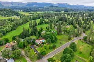 351 Champagne Ct, Roseburg, OR 97471 - Photo 46