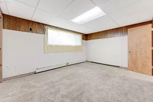 6802 SW Canyon Rd, Portland, OR 97225 - Photo 12