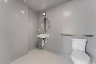 6802 SW Canyon Rd, Portland, OR 97225 - Photo 30
