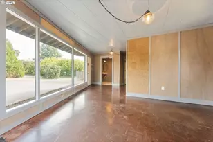 6802 SW Canyon Rd, Portland, OR 97225 - Photo 32