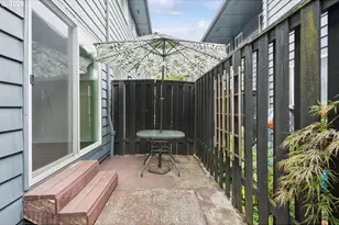 1824 NE Wasco St, Portland, OR 97232 - Photo 26