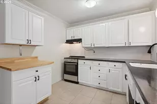 1824 NE Wasco St, Portland, OR 97232 - Photo 10