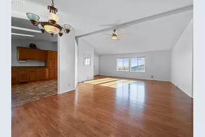 98603 Camellia Dr, Brookings, OR 97415 - Photo 14