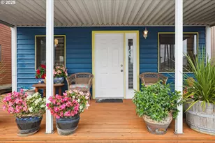 19609 NE Marine Dr, Portland, OR 97230 - Photo 14