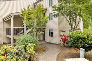 10303 SW Trapper Terrace, Beaverton, OR 97008 - Photo 2