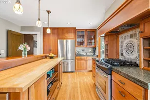 2747 NE Schuyler St, Portland, OR 97212 - Photo 16