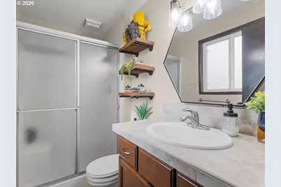 940 NE Baldwin St, Hillsboro, OR 97124 - Photo 20