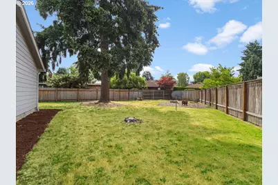 940 NE Baldwin St, Hillsboro, OR 97124 - Photo 32