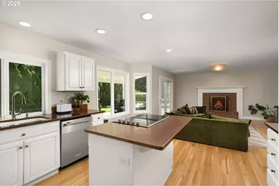 10954 SW Geneva St, Tigard, OR 97223 - Photo 14