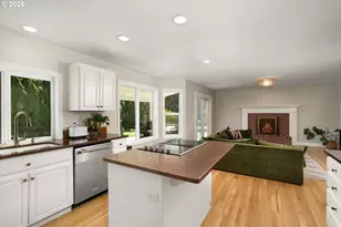 10954 SW Geneva St, Tigard, OR 97223 - Photo 14