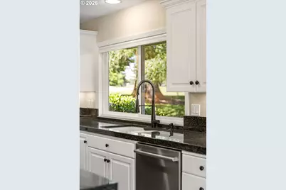 32475 SW Lake Point Ct, Wilsonville, OR 97070 - Photo 18