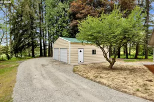 30921 NW Spencer Rd, La Center, WA 98629 - Photo 32