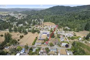 1735 N Elm St, Coquille, OR 97423 - Photo 34