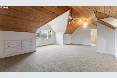 1735 N Elm St, Coquille, OR 97423 - Photo 22