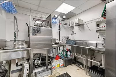 1330 NE Highway 101, Lincoln City, OR 97367 - Photo 14