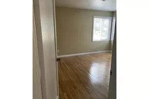 766 W Union St, Roseburg, OR 97471 - Photo 16