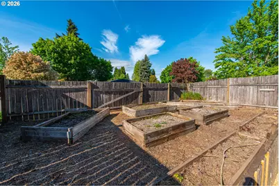 196 Maverick Ave, Eugene, OR 97404 - Photo 38