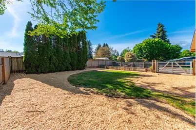 196 Maverick Ave, Eugene, OR 97404 - Photo 36