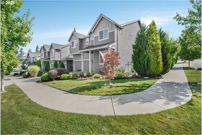 14446 SE Garland Ln, Milwaukie, OR 97267 - Photo 2