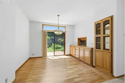 3066 Soloman Loop, Eugene, OR 97405 - Photo 4