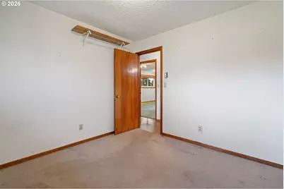 235 9th St, Washougal, WA 98671 - Photo 4