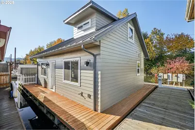 34326 Johnson Landing Rd #E-1, Scappoose, OR 97056 - Photo 2