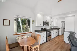 34326 Johnson Landing Rd, Scappoose, OR 97056 - Photo 8