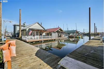 34326 Johnson Landing Rd #E-1, Scappoose, OR 97056 - Photo 16