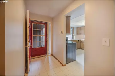 6630 Huntington Cir SE, Salem, OR 97306 - Photo 6