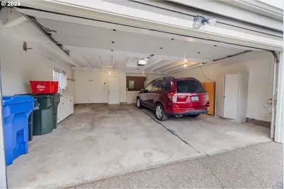 6630 Huntington Cir SE, Salem, OR 97306 - Photo 4