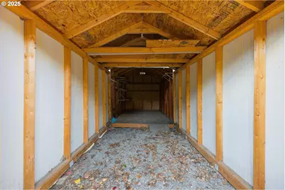 1920 NE View Ct, Gresham, OR 97030 - Photo 44