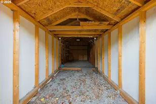 1920 NE View Ct, Gresham, OR 97030 - Photo 44